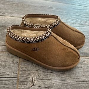 UGG Brown Kids Shoes with Patterned Trim